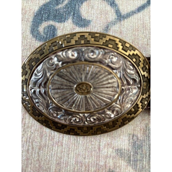 Crumrine Vintage Silver Dollar Hand Tooled Cowhide Embossed Leather Buckle 38 - Picture 2 of 6